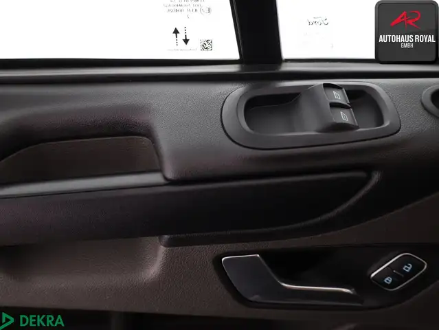Ford Transit Custom view 14