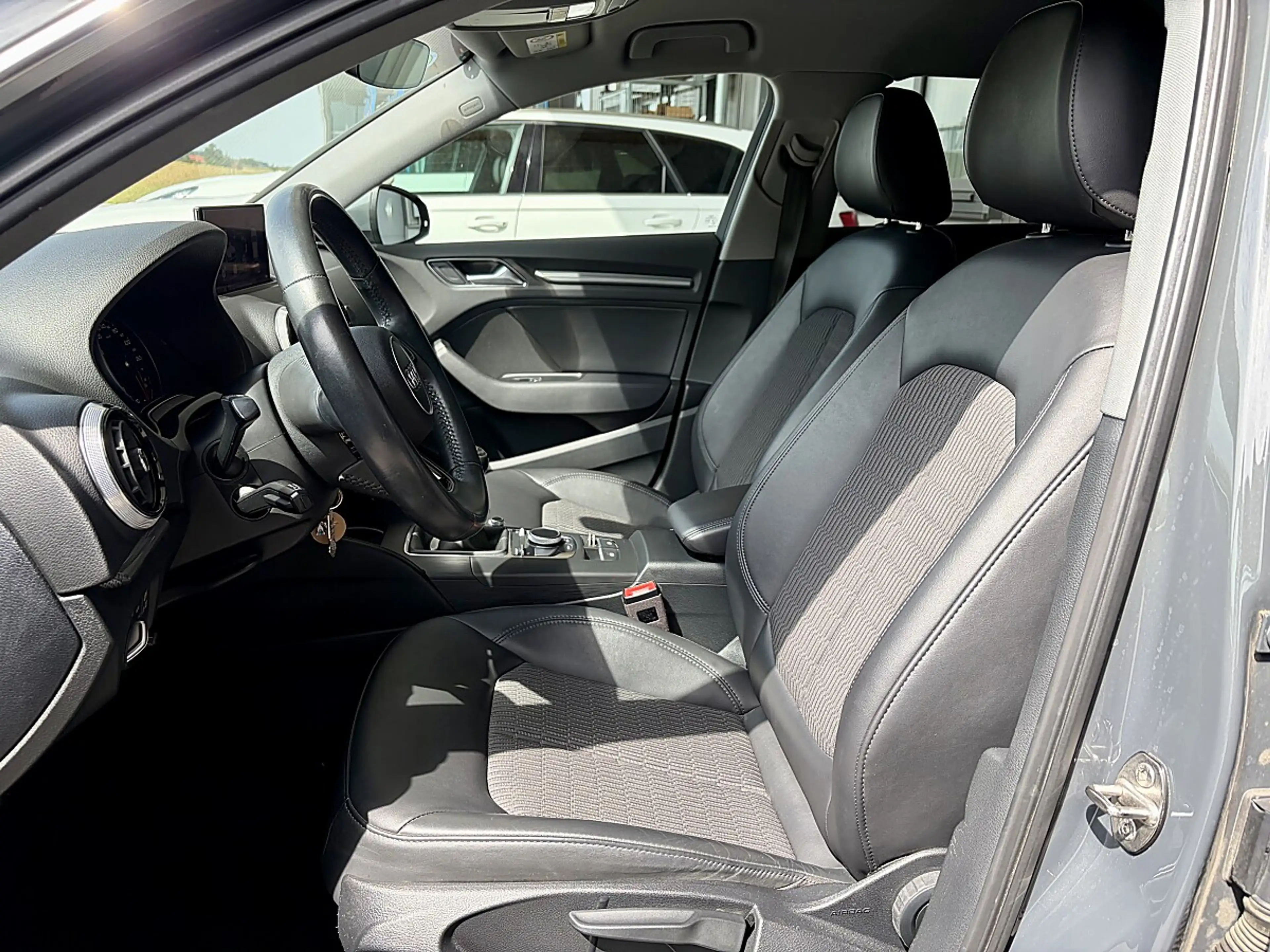Audi A3 1.6 TDI Sportback design — photo 13