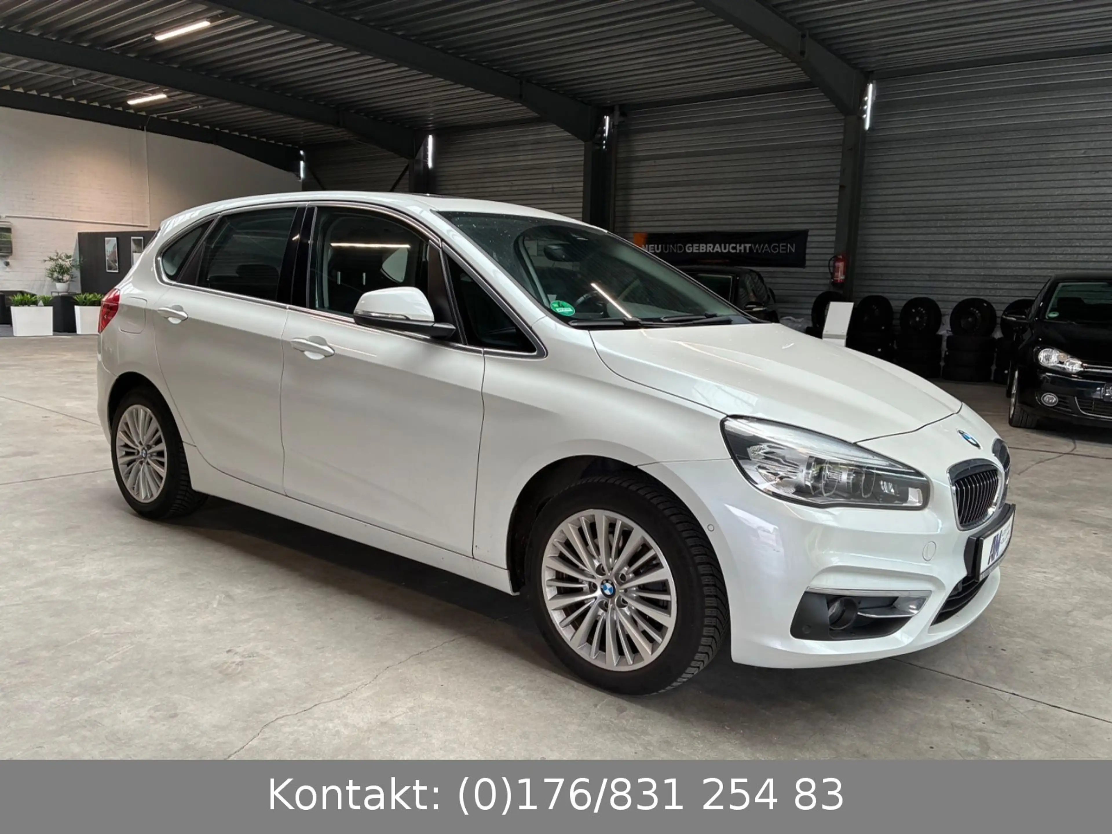 BMW 218 2 Active Tourer 218 i — photo 2