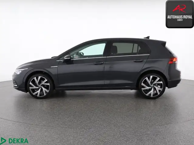 Volkswagen Golf view 2