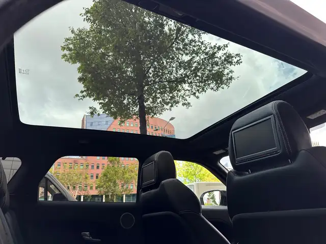 Land Rover Range Rover Evoque view 13
