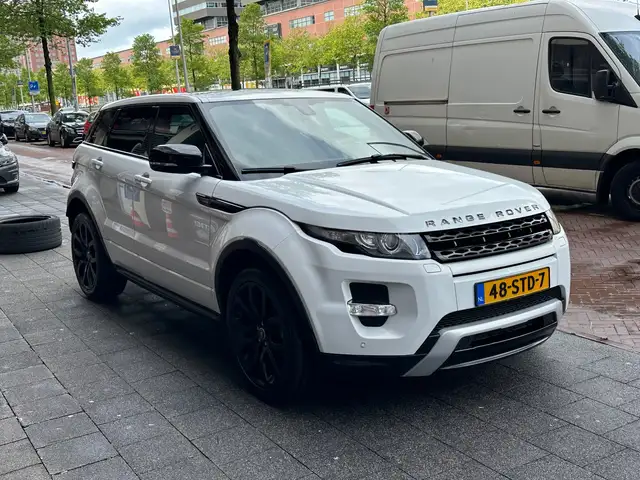 Land Rover Range Rover Evoque view 4