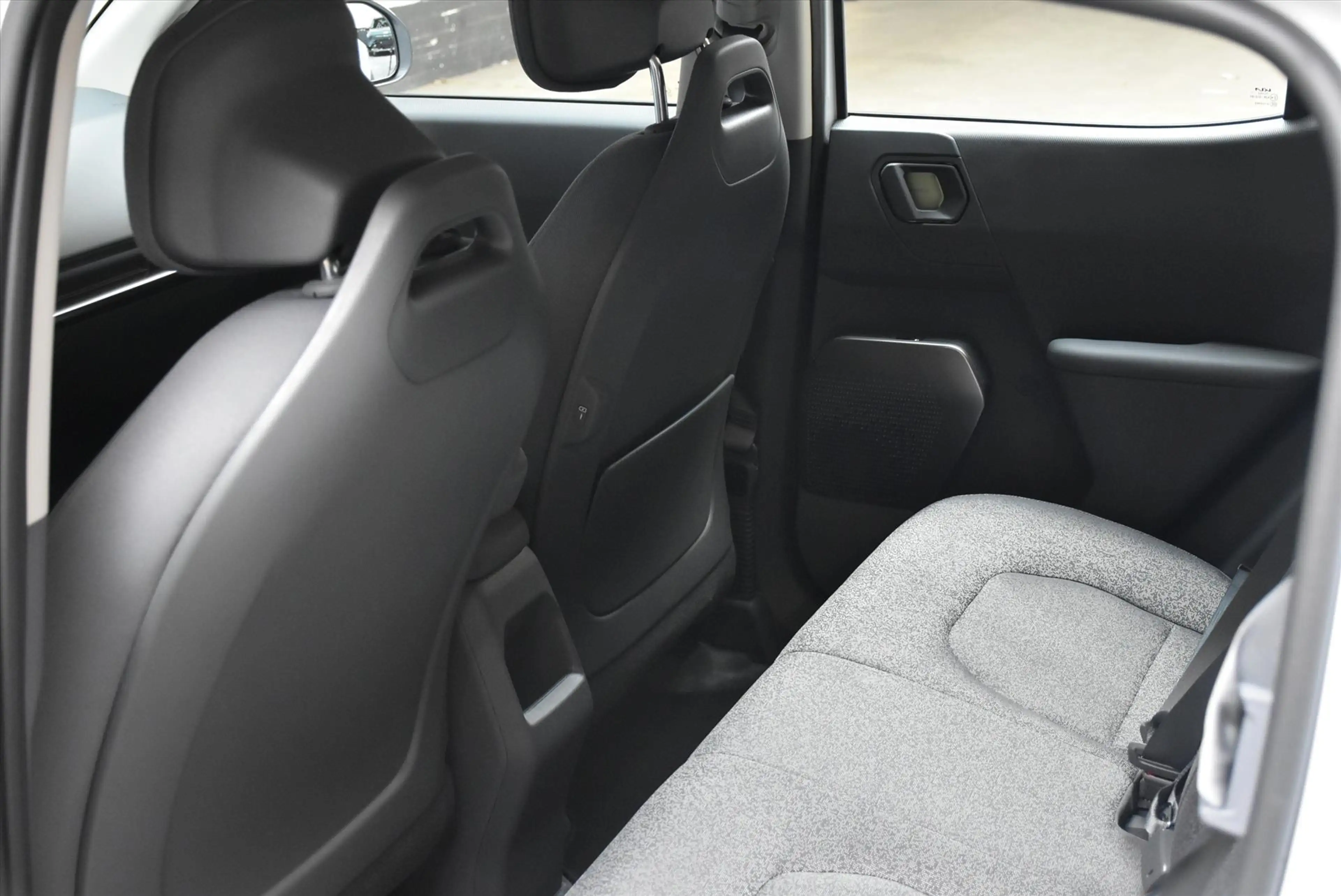 Kia EV2 61 kWh 135pk (5-zits) Air BLACK EDITION — photo 14