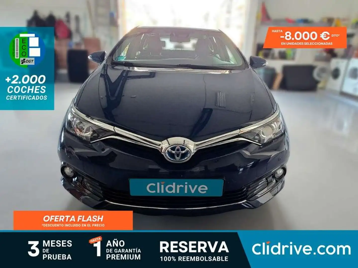 Toyota Auris Touring Sports hybrid 140H Active Azul - 1