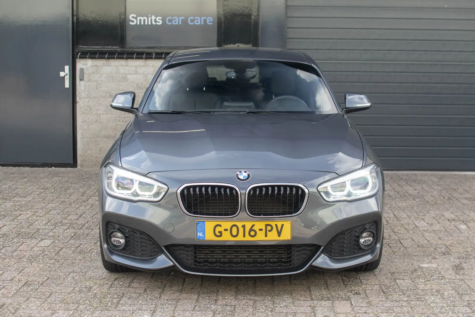 BMW 116 116i LCI 2 M-pakket Leder 109pk 2018 Grijs Grijs - 2