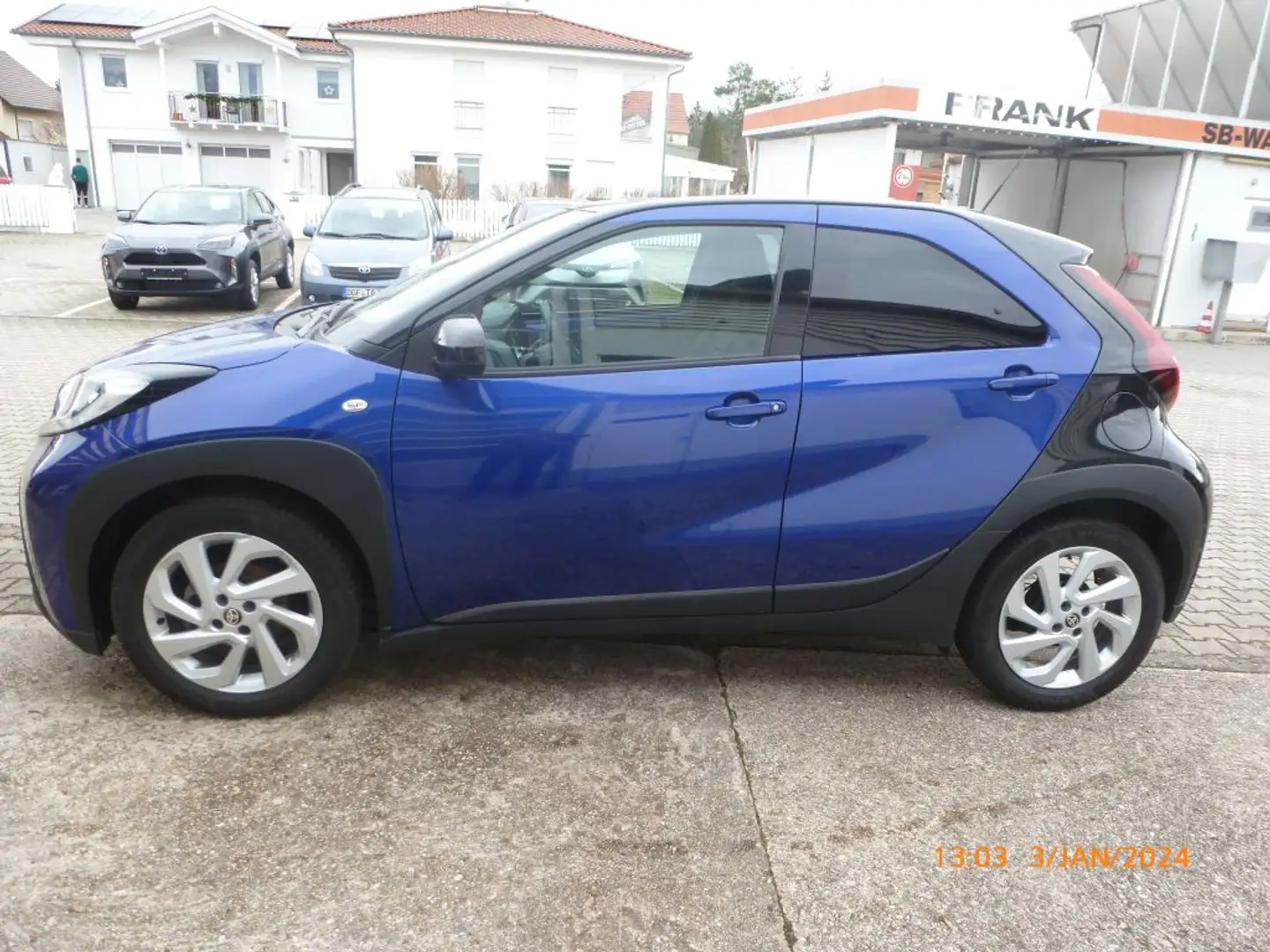 Toyota Aygo X X Pulse Blau - 2