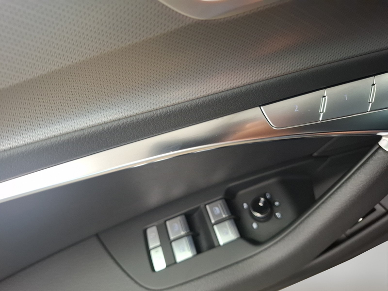Audi A6 Avant sport 45 TFSI ACC RFK SHZ Navi — photo 13