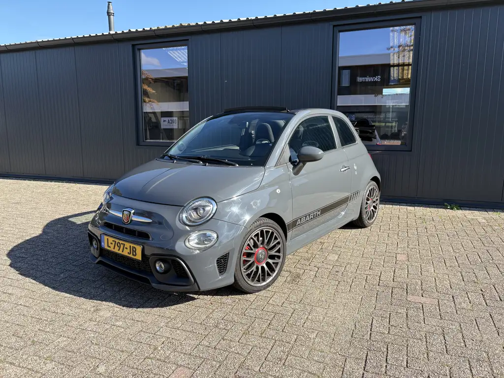 Fiat 500 Abarth 2019 из Европы — купить под ключ