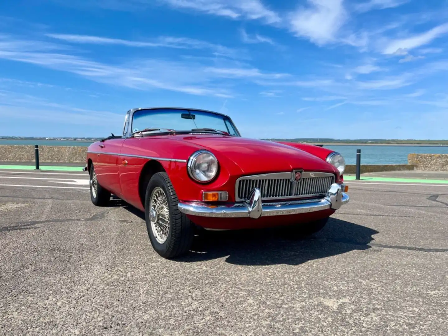 MG MGB Rot - 2