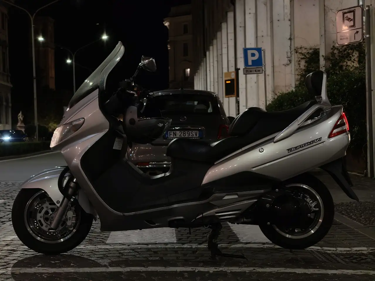 Suzuki Burgman 250