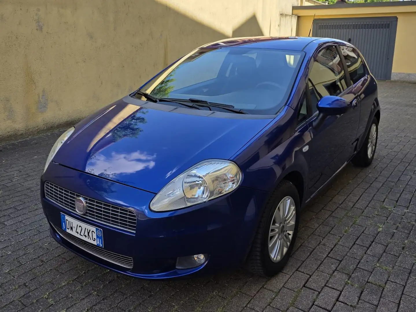 Fiat Grande Punto Grande Punto 3p 1.2 Active c/esp s/clima 65cv Blu/Azzurro - 1