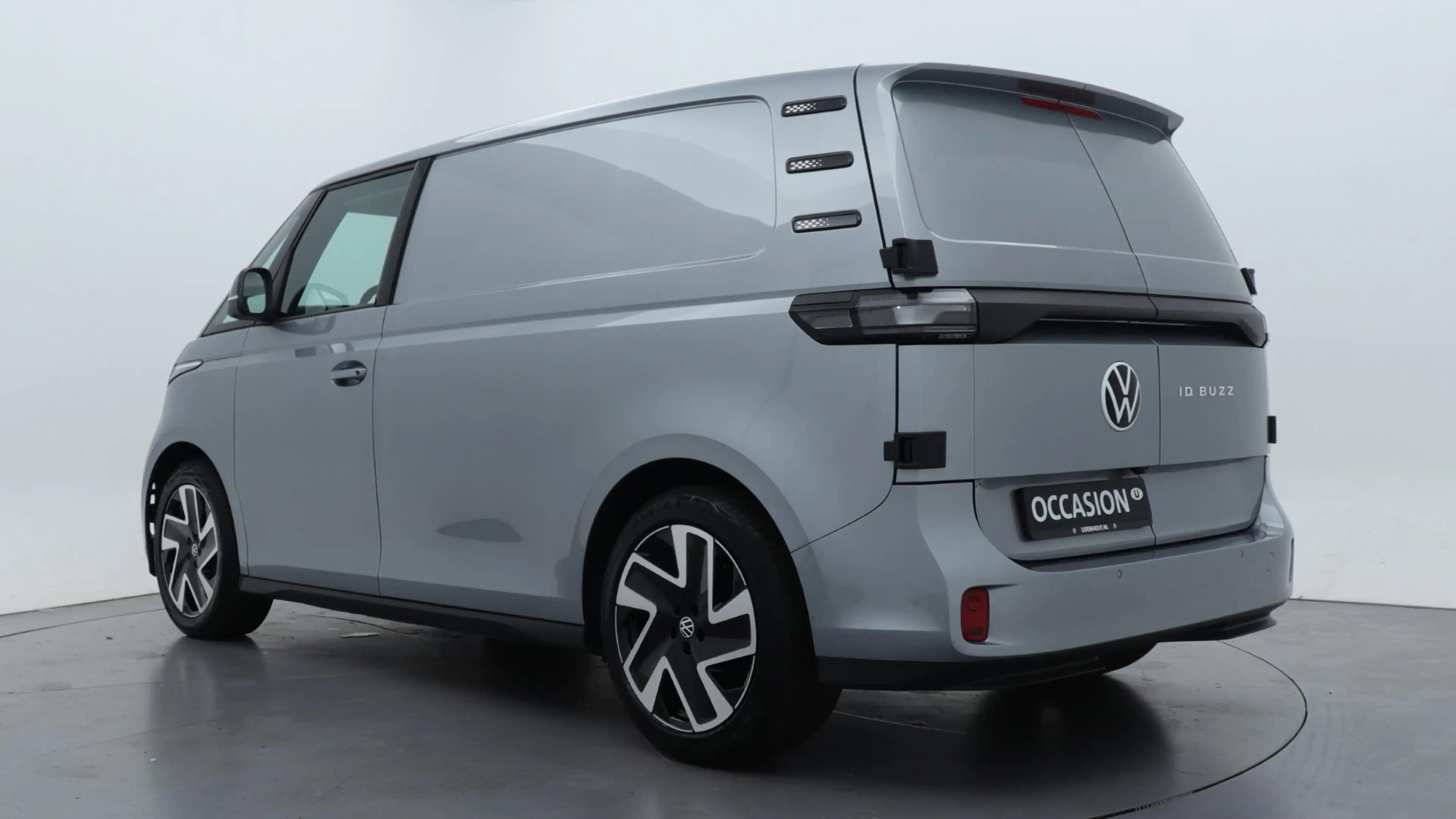 Volkswagen ID. Buzz Cargo L1H1 79kWh 340pk AWD 4Motion Bulli-Edition / 4x4 — photo 9