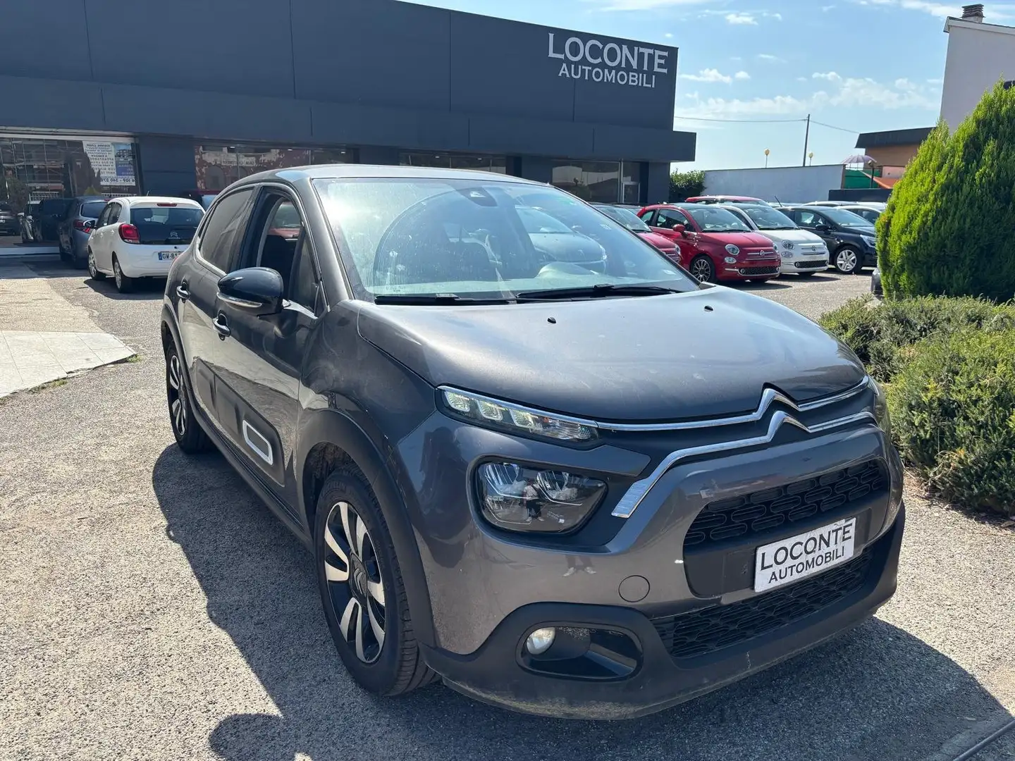 Citroen C3 C3 1.2 puretech Shine s Grau - 1