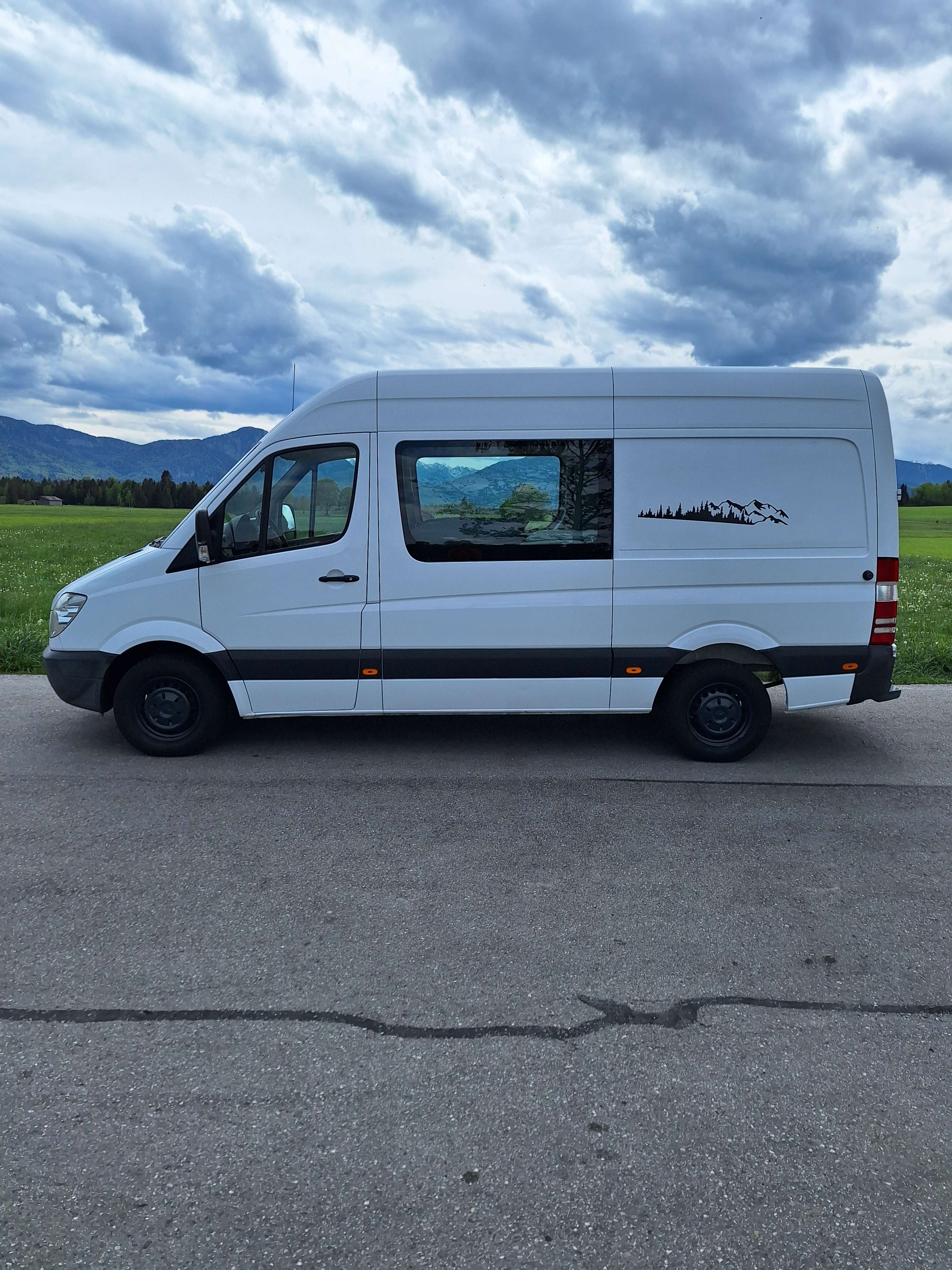 Second hand Mercedes Benz Sprinter 