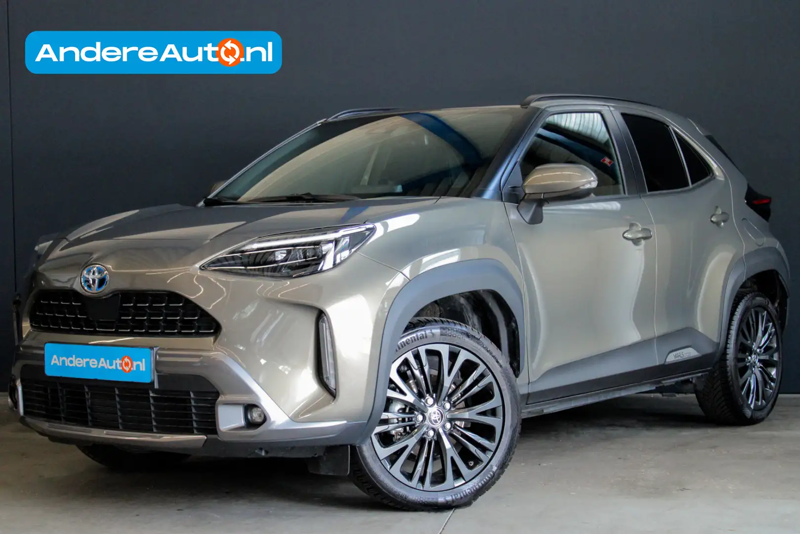 Toyota Yaris Cross 1.5 Hybrid Adventure AWD |elek klep|leder|camera|d Groen - 1