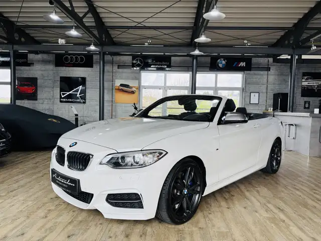 BMW 235 i Cabrio DKG*NAVI*LEDER*BI-XENON*