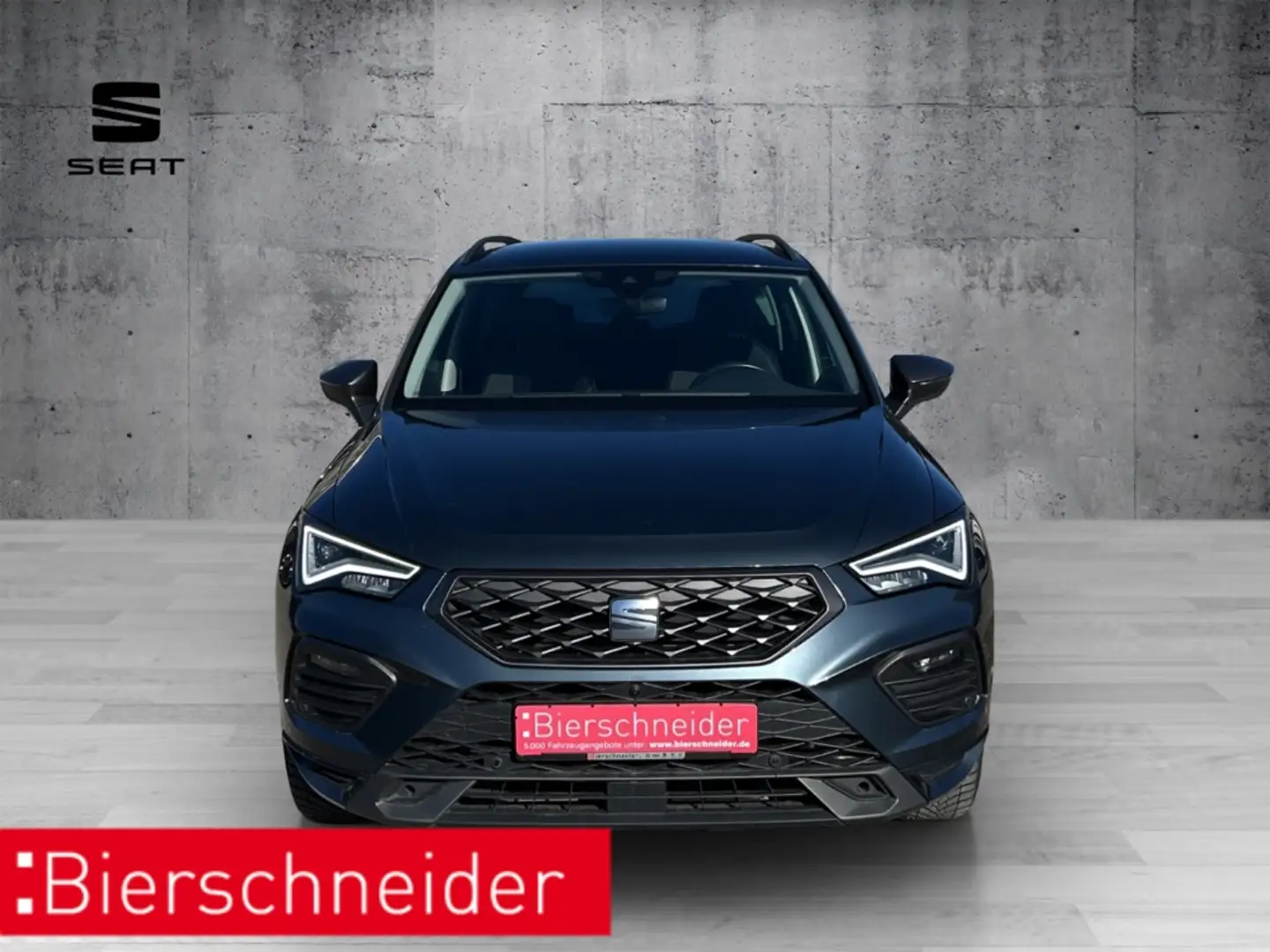 SEAT Ateca 2.0 TDI 4Drive DSG FR Standh. AHK Top View XL DCC Grau - 1