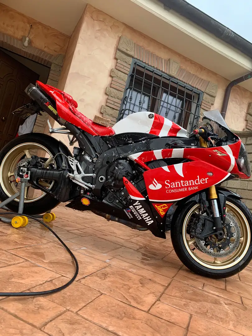 Yamaha YZF-R1 SANTANDER Rosso - 2