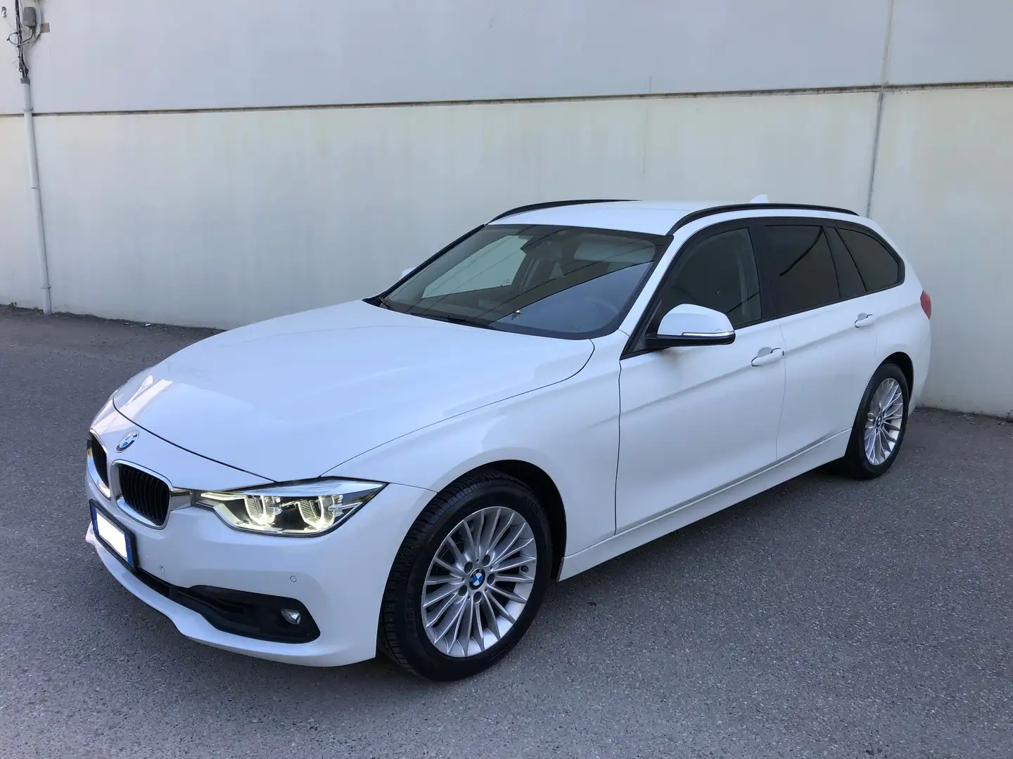 BMW 318 d Touring Business Advantage **NAVI**AUTOMATICA** Bianco - 1