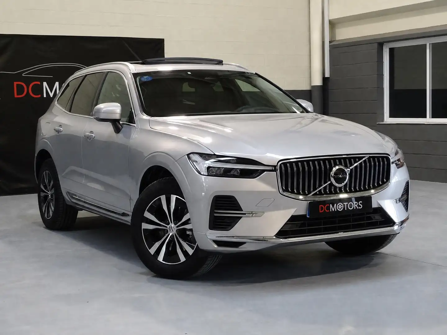 Volvo XC60 T6 Recharge Core - 2