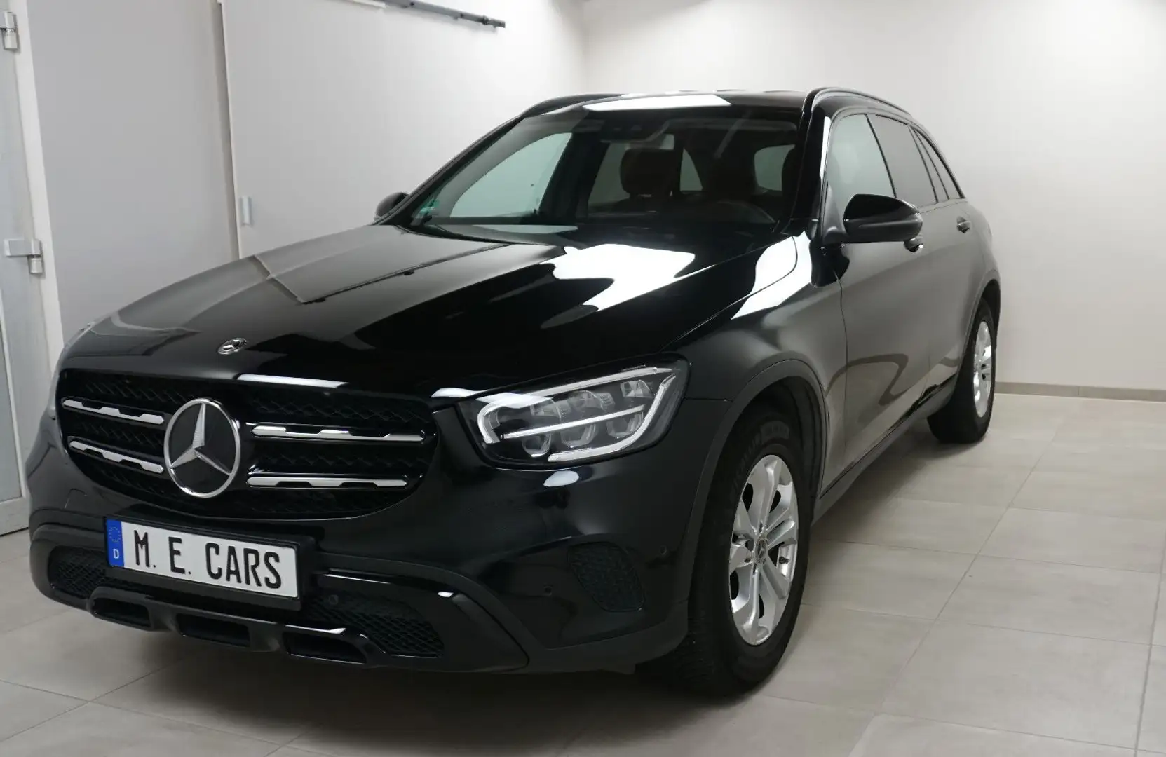 Mercedes-Benz GLC 200 4Matic Scheckheft Nightpaket Virtuel Noir - 1