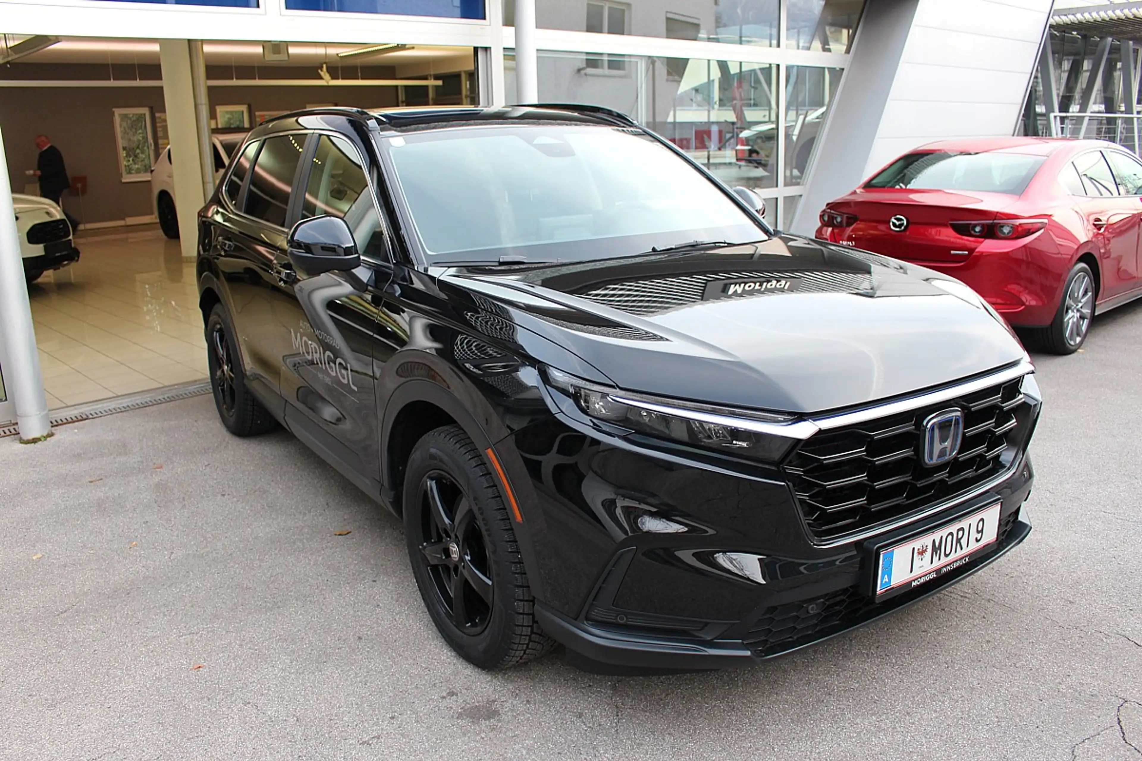 Honda CR-V 2,0 i-MMD e:HEV Elegance AWD Aut. — photo 4