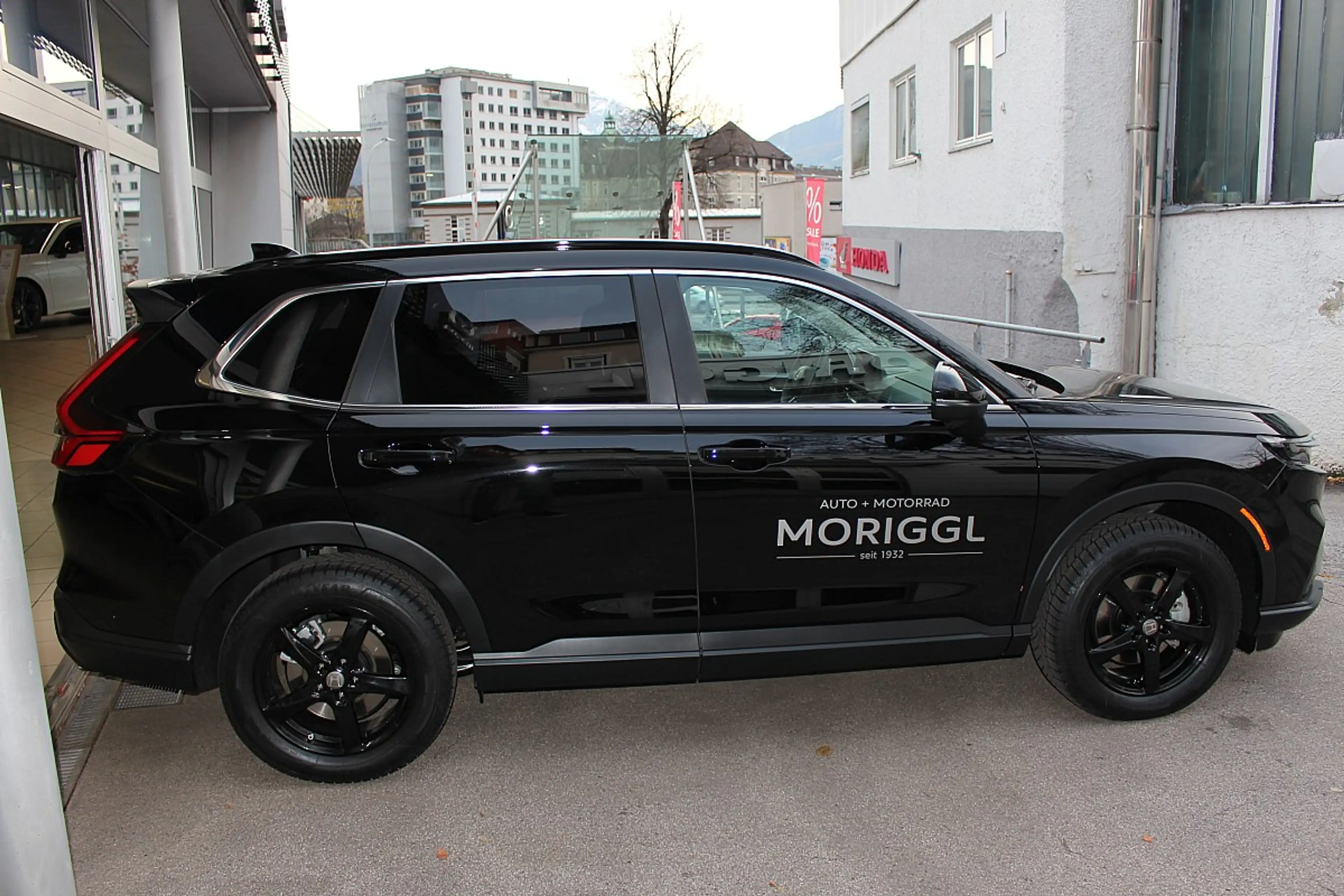 Honda CR-V 2,0 i-MMD e:HEV Elegance AWD Aut. — photo 6
