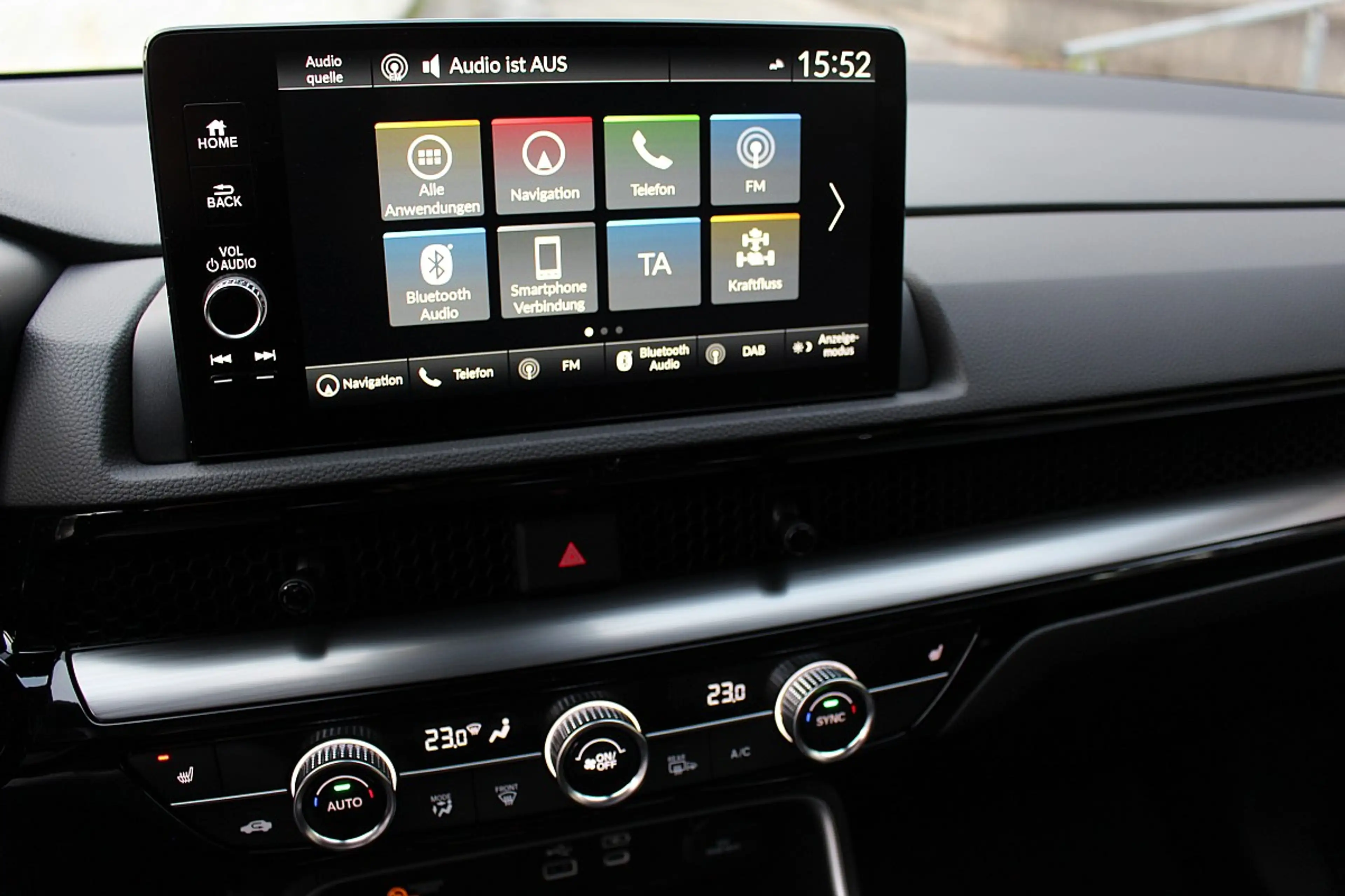 Honda CR-V 2,0 i-MMD e:HEV Elegance AWD Aut. — photo 13