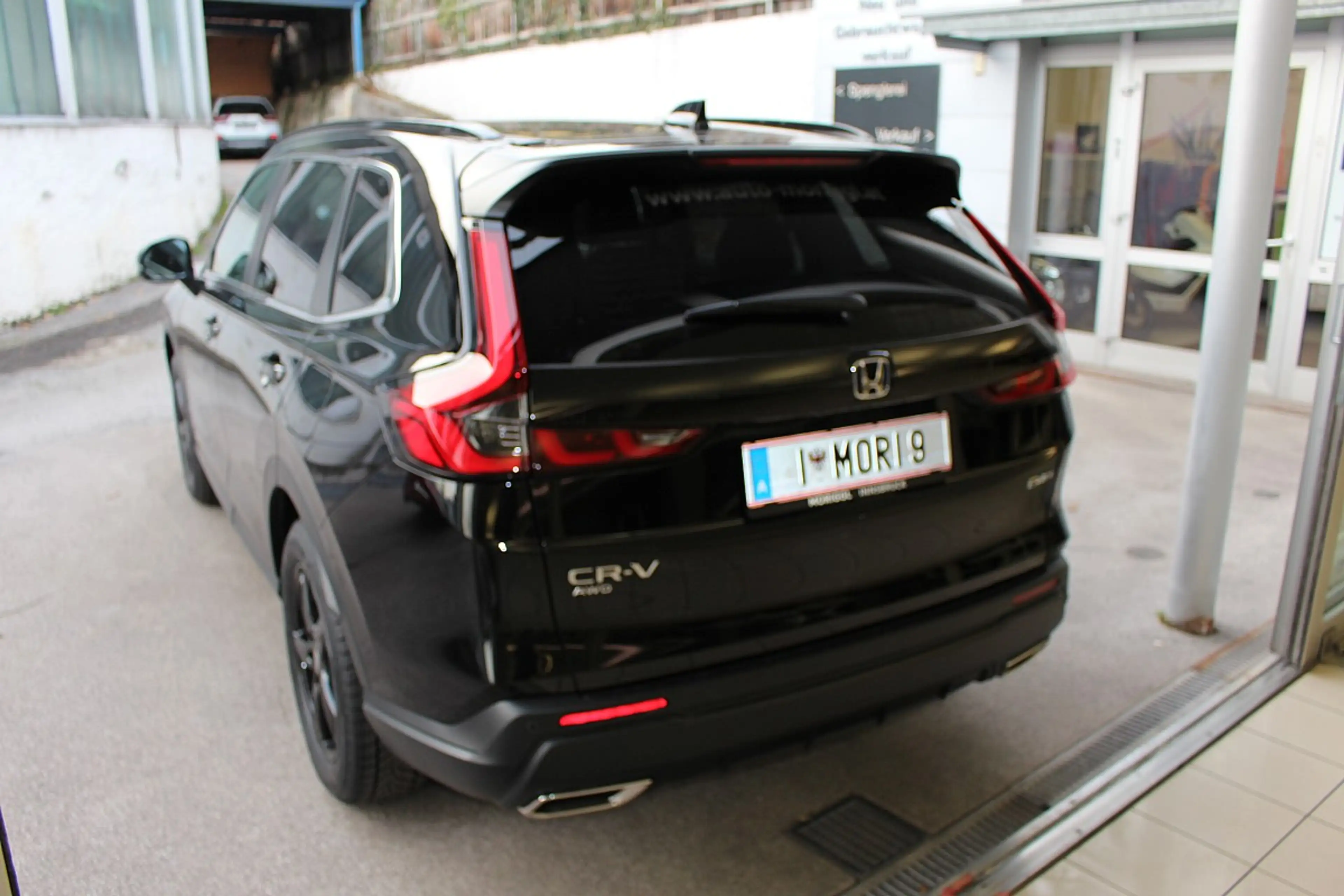 Honda CR-V 2,0 i-MMD e:HEV Elegance AWD Aut. — photo 9