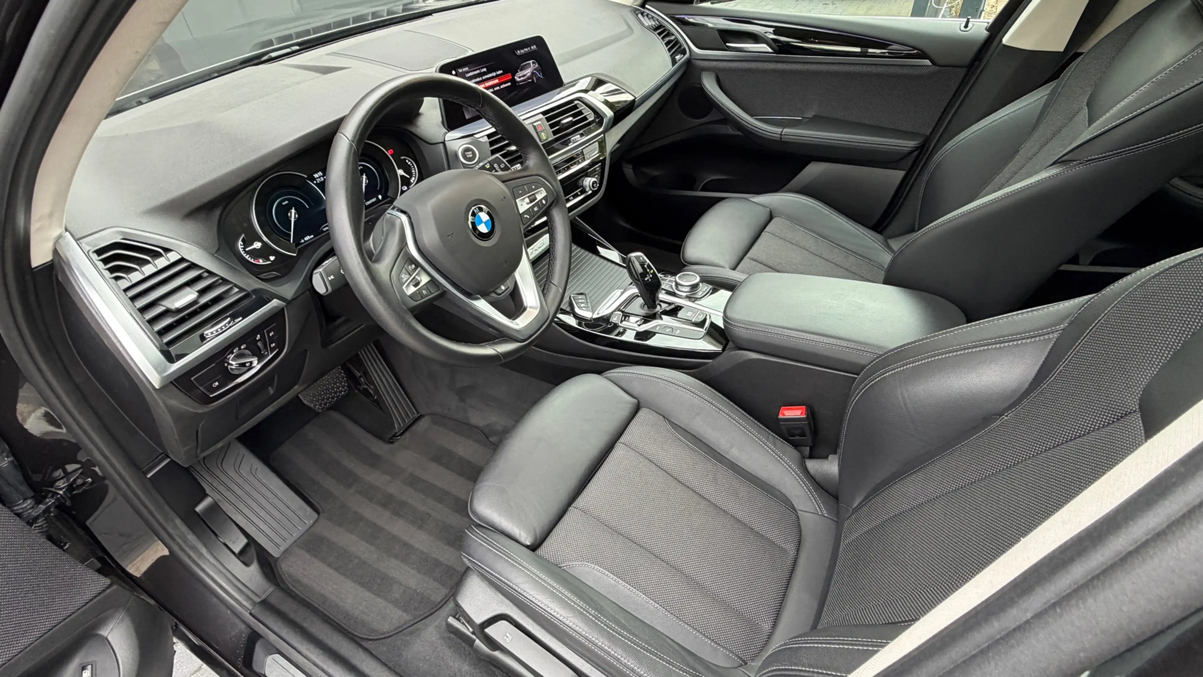 BMW X3 XDrive30e High Executive Pano|Trekhaak|Leder — photo 4