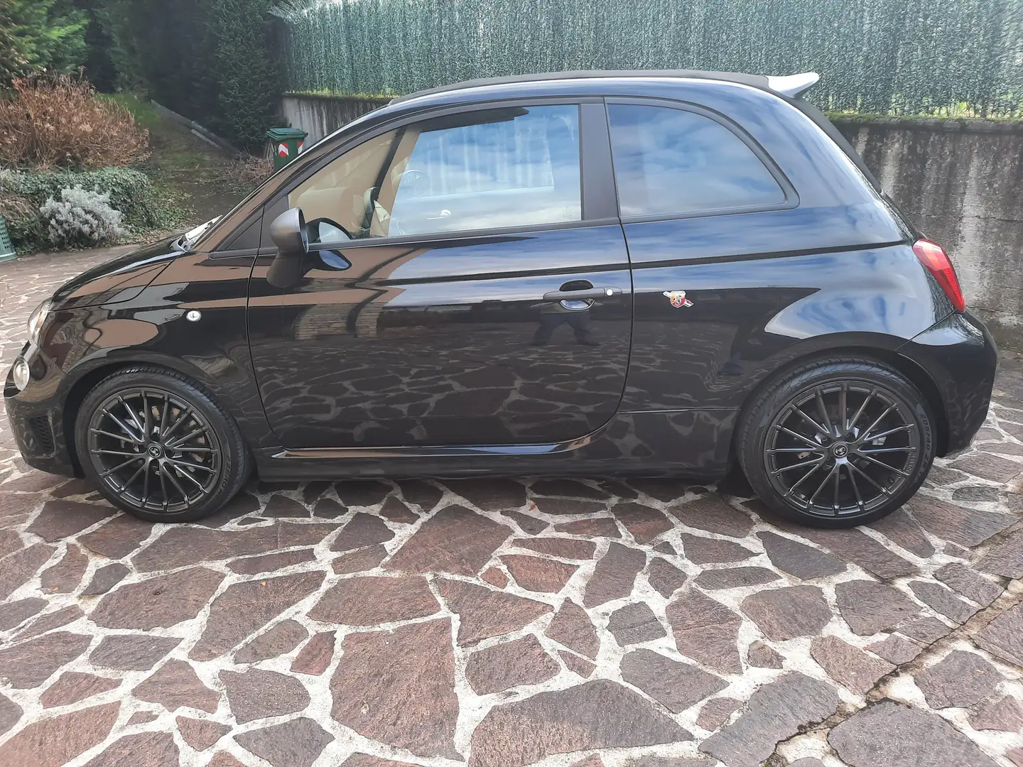 Abarth 595C 595C 2016 1.4 t-jet 165cv Nero - 1