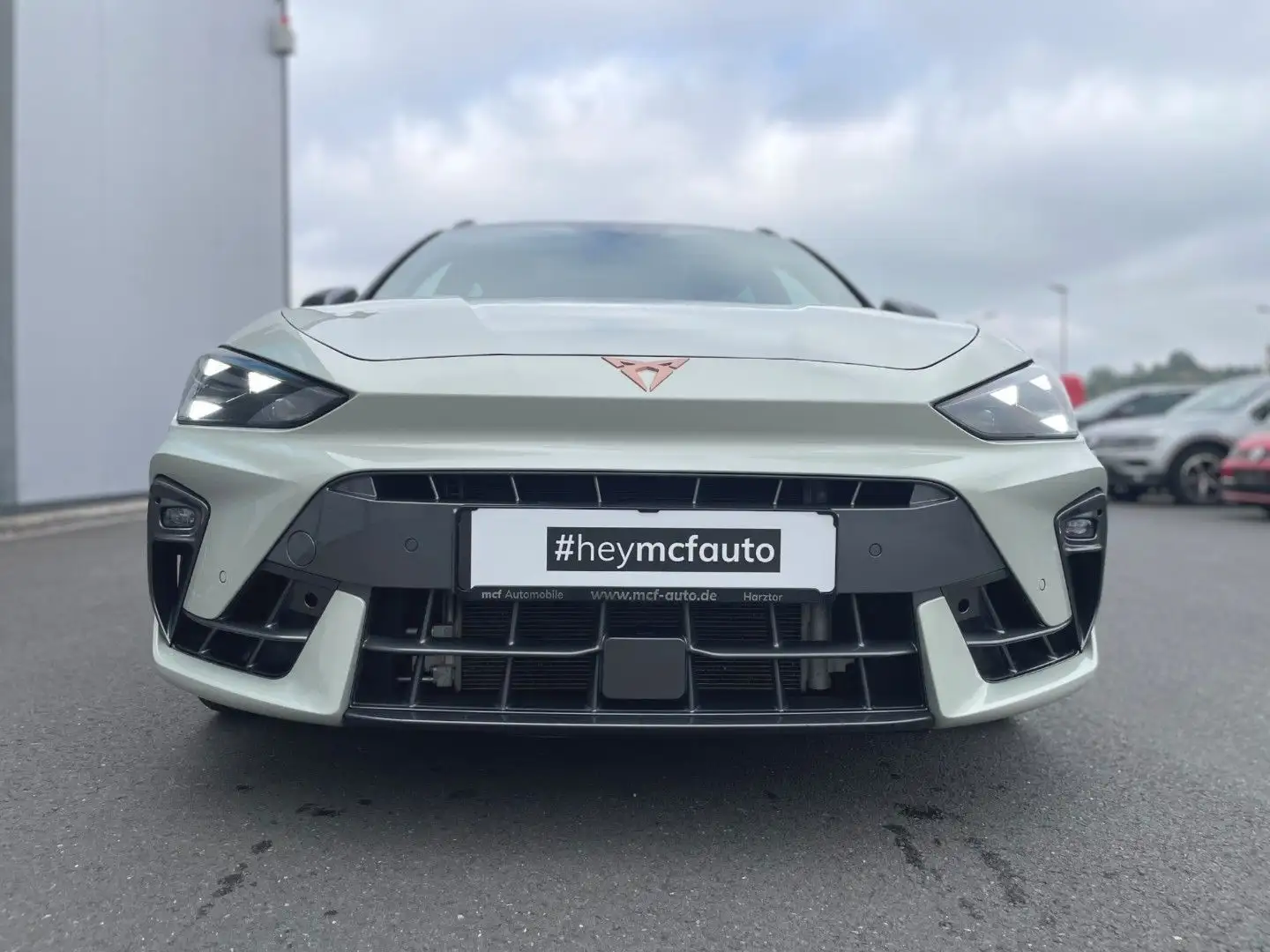 CUPRA Leon Sportstourer 4D VZ *Matrix*Pano*Sennheiser* Grau - 2