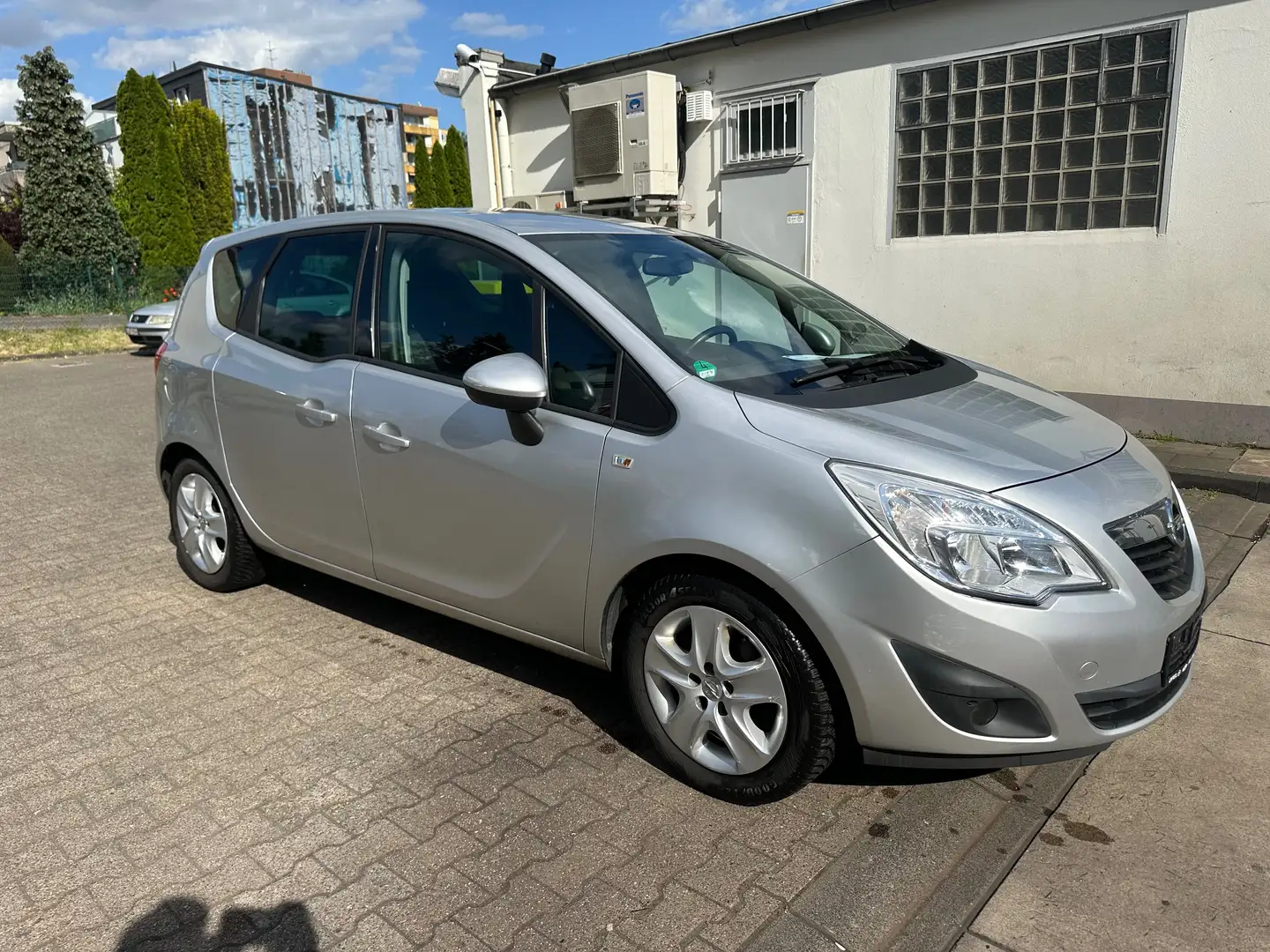 Opel Meriva Design Edition 1.4 Turbo*Klima*EURO5 Gris - 2
