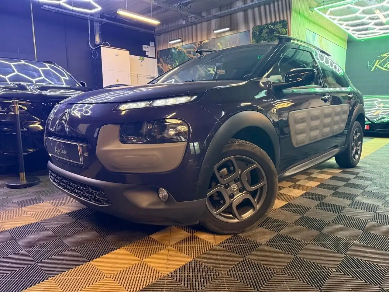 Citroen C4 Cactus 1.2 PURETECH 80 SHINE ETG BVA START-STOP
