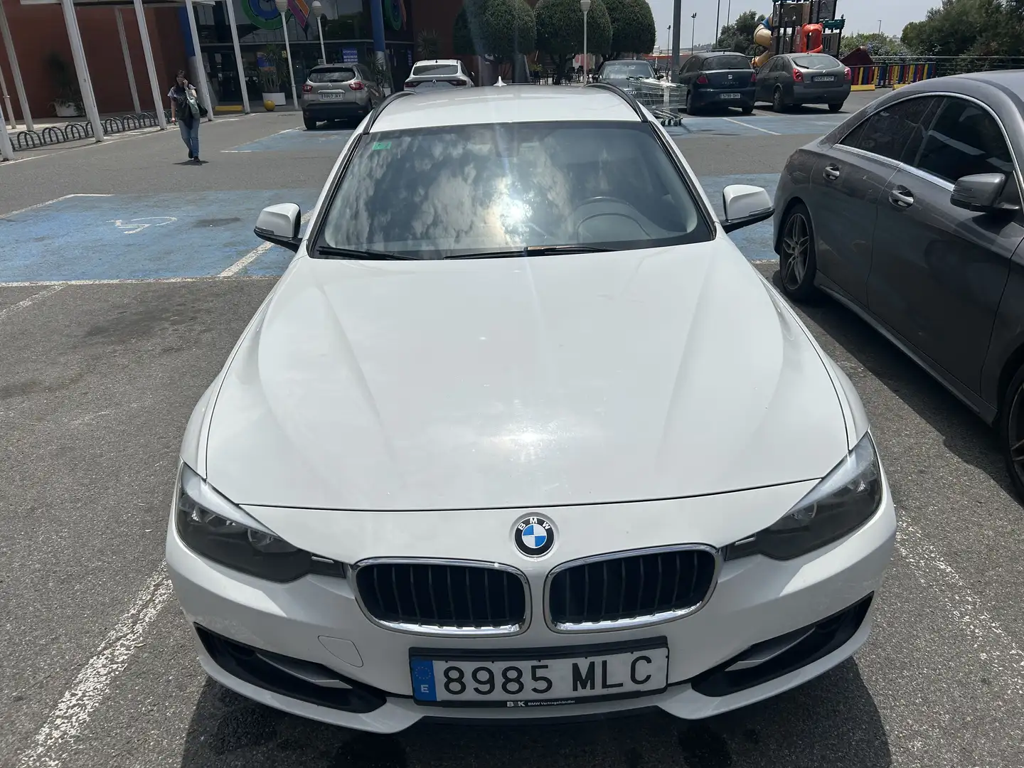 BMW 318 318d Touring Aut. Sport Line Blanco - 2