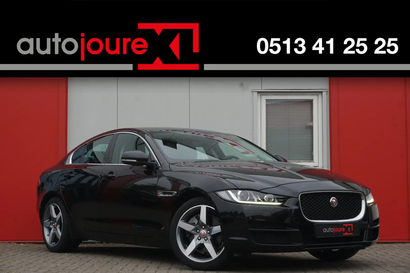 Jaguar XE 2.0 Portfolio 200pk | Camera | Leder | Cruise Cont Negru - 1