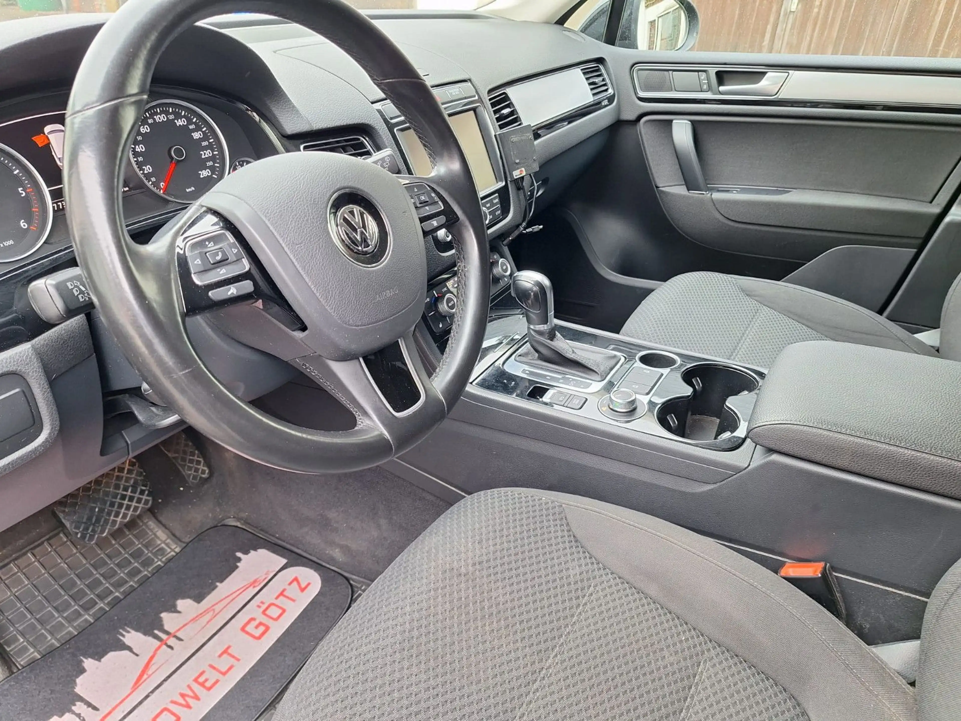 Volkswagen Touareg V6*Terrain*4Motion*1.Hand*Klima*Luft*AHK — photo 9
