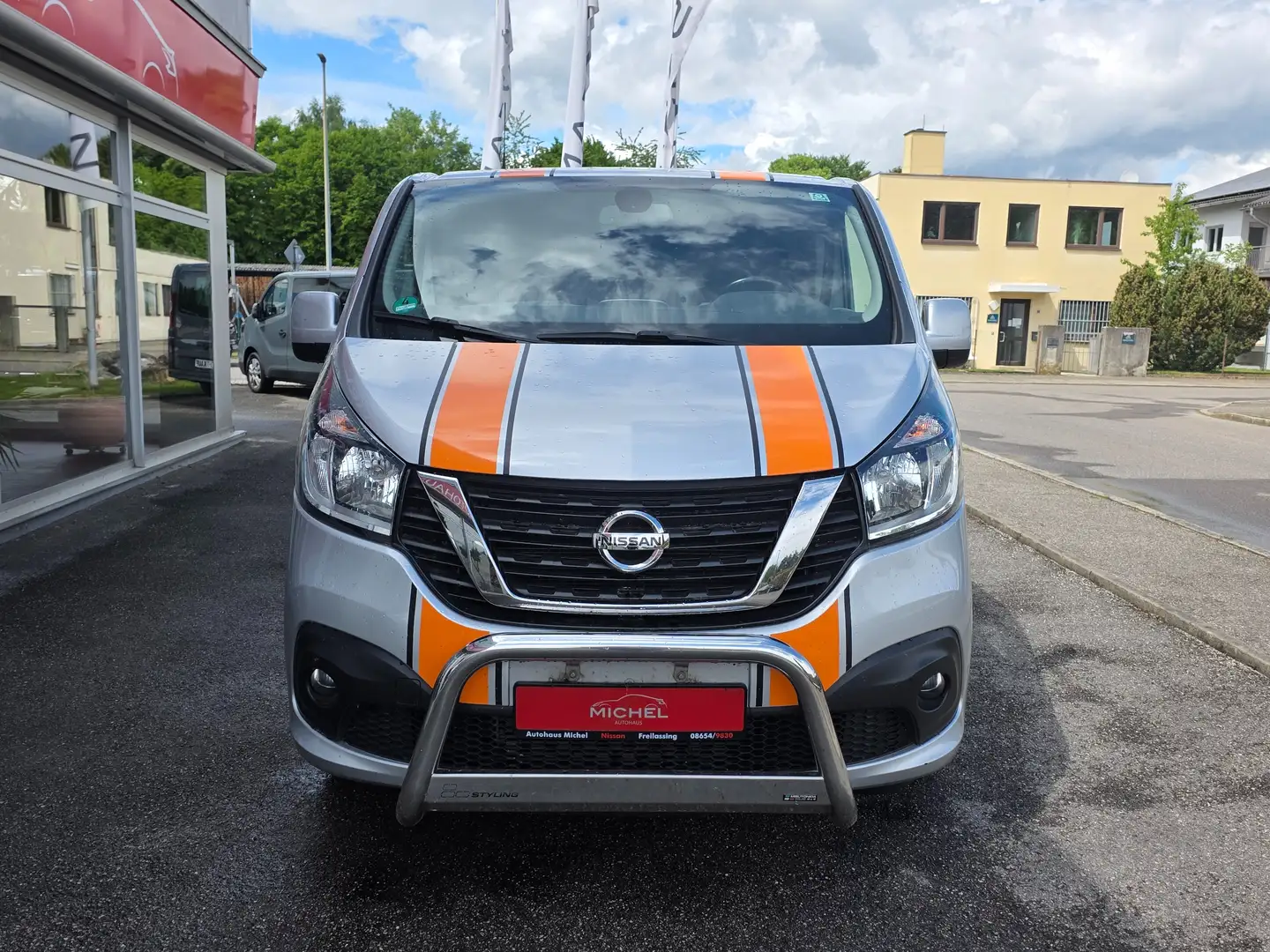 Nissan NV300 L1H1 2,7t PREMIUM Grau - 1