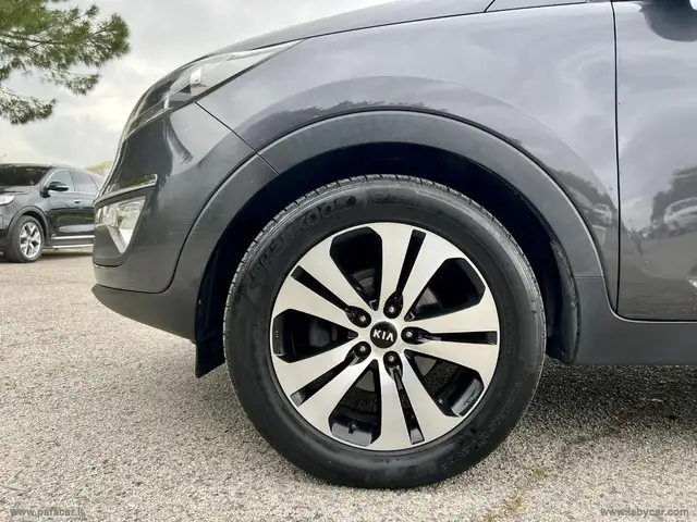 Kia Sportage view 4