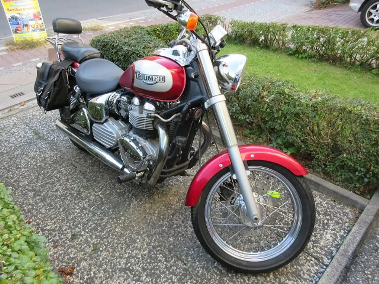 Triumph Bonneville America