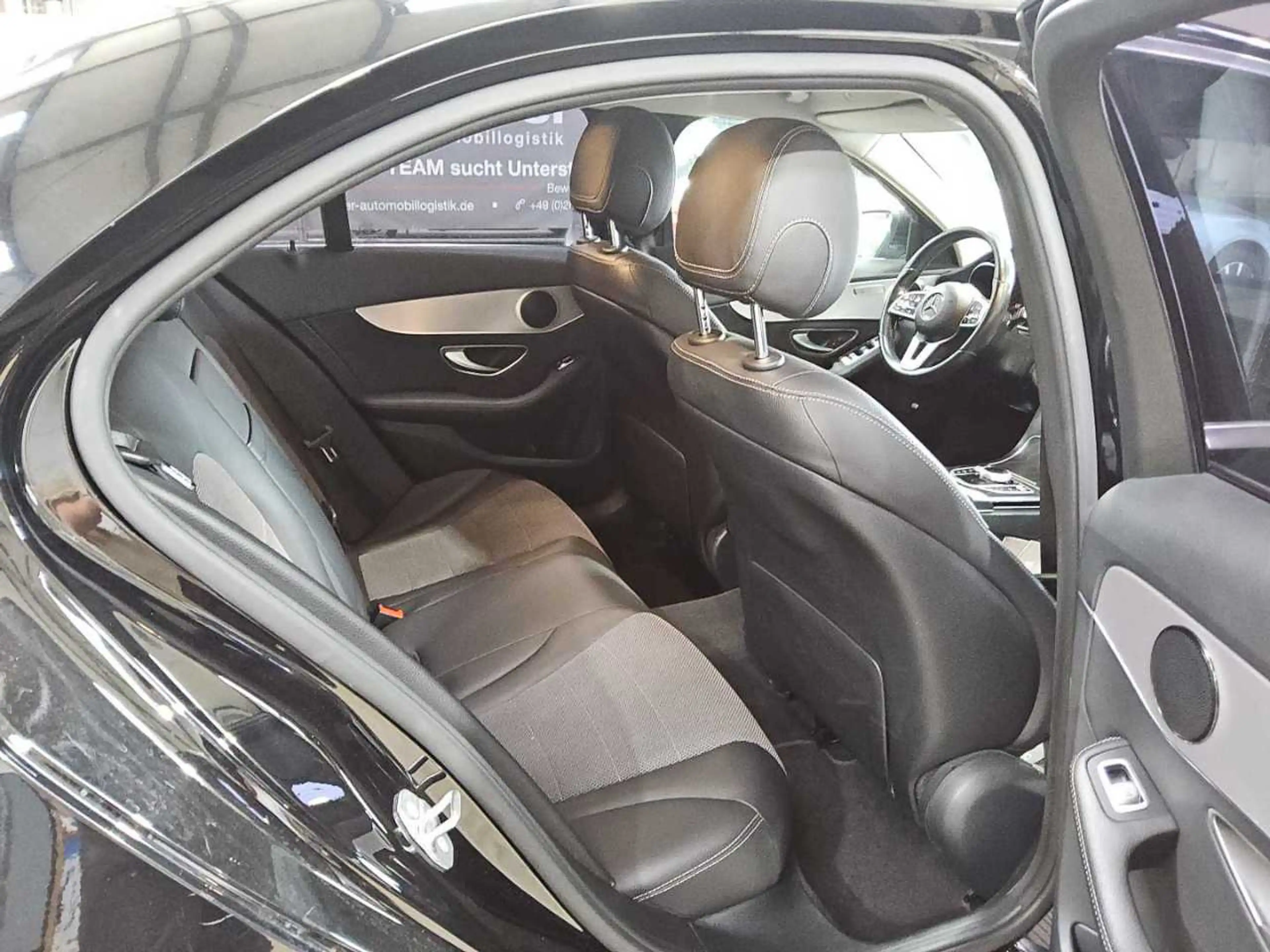 Mercedes-Benz C 300 RADIO TEMPO MFL AHK ACC NAVI KLIMAAUT EL.SITZE — photo 11