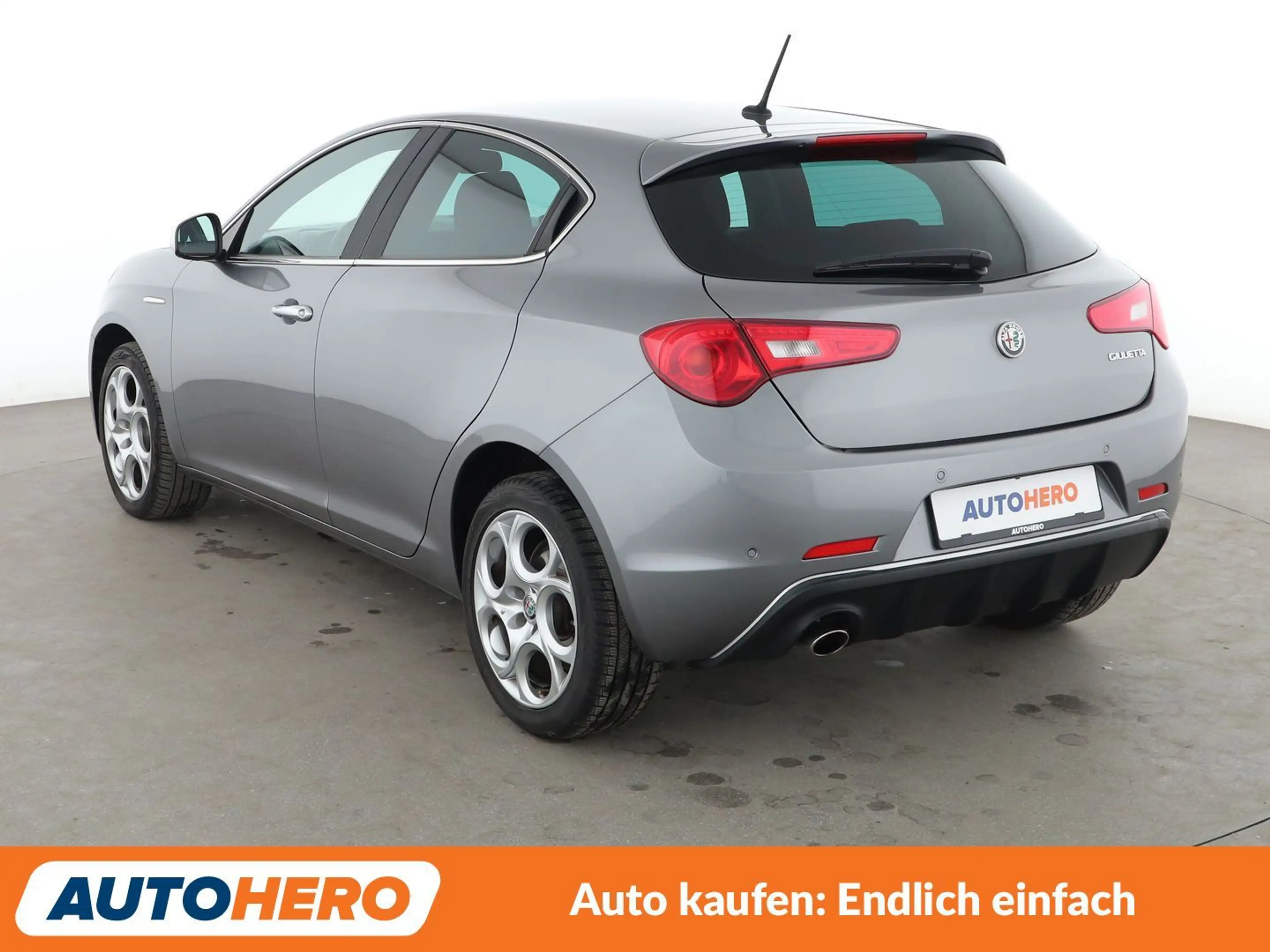 Alfa Romeo Giulietta 1.6 JTD Super Aut.*NAVI*TEMPO*PDC*SHZ* — photo 4