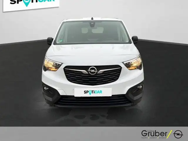 Opel Combo view 2