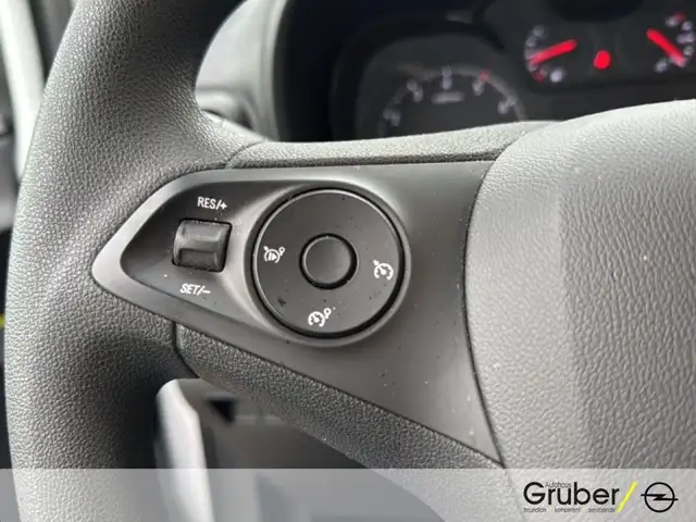 Opel Combo view 12