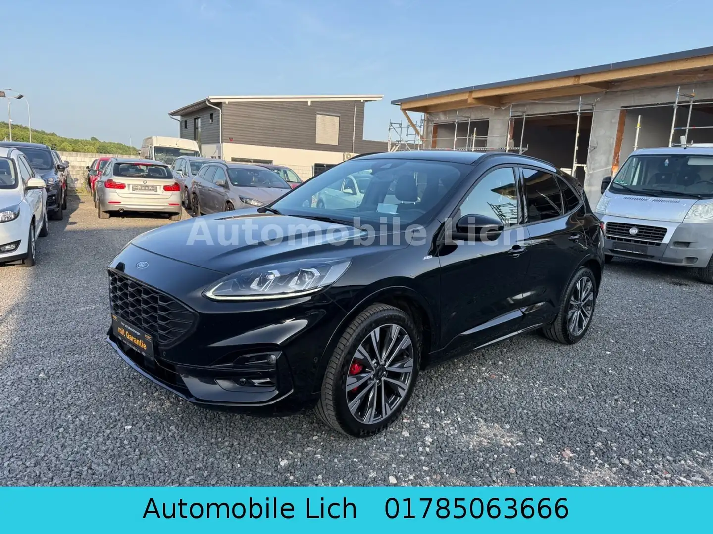 Ford Kuga ST-Line X 1Hand Euro6 Klima Navi Allrad AHK Negro - 1