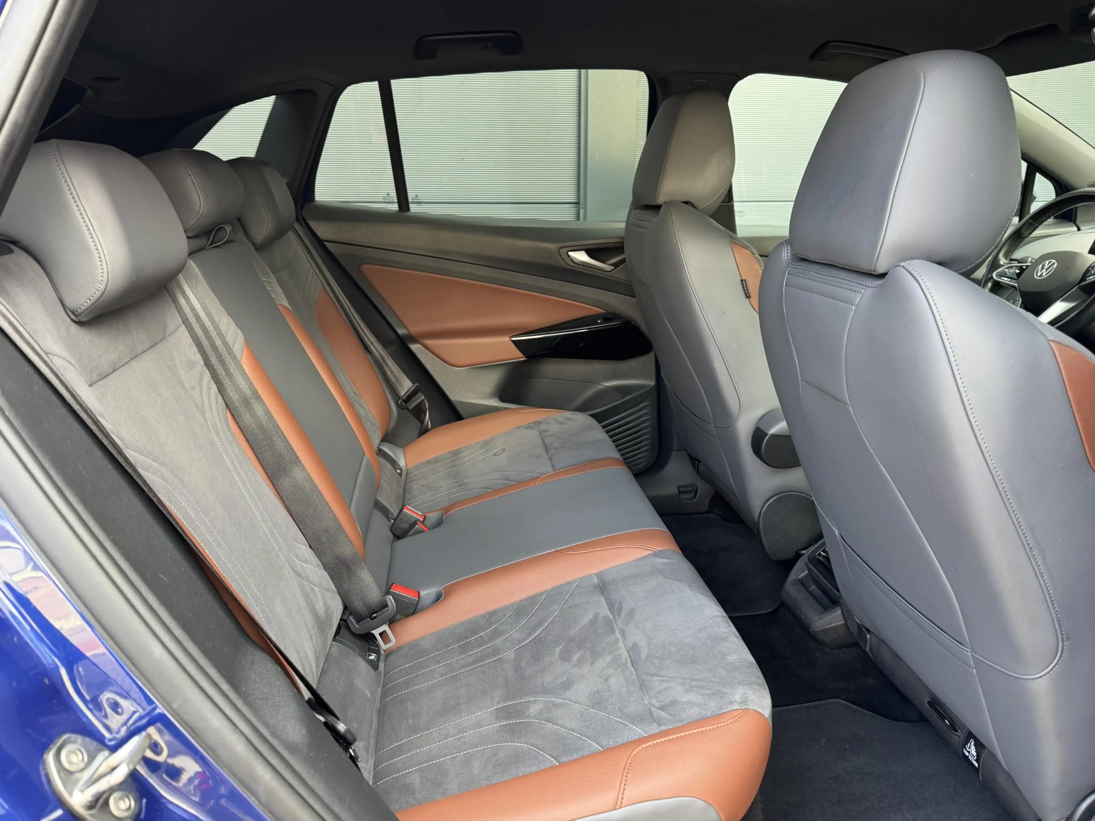 Volkswagen ID.4 First 77 kWh / SOH 94 % / Long Range — photo 18