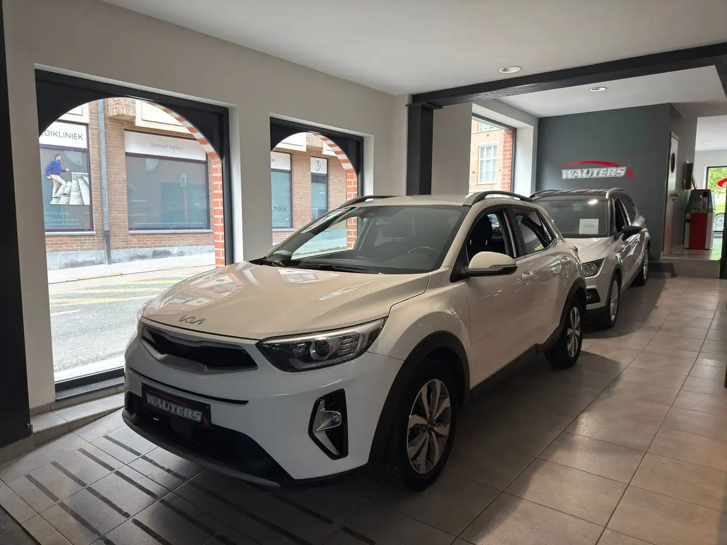 Kia Stonic Stonic 1.0 Pulse Blanc - 1