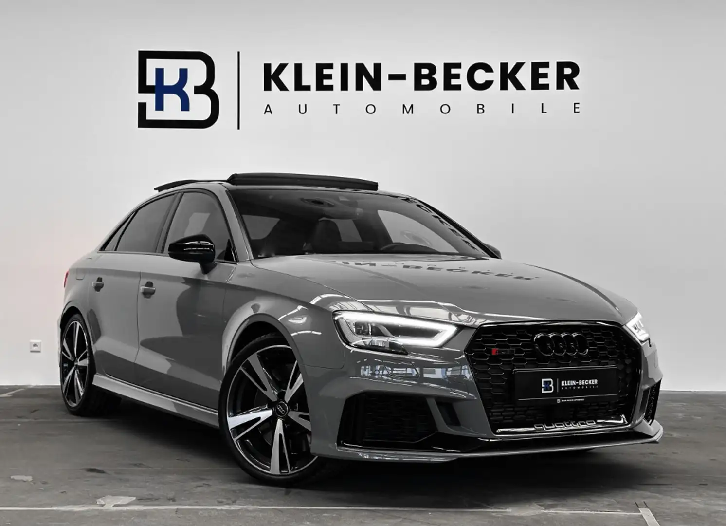 Audi RS3 Lim. S.Tr. q. *RS-AGA*Schale*Pano*Matrix*B&O Šedá - 1