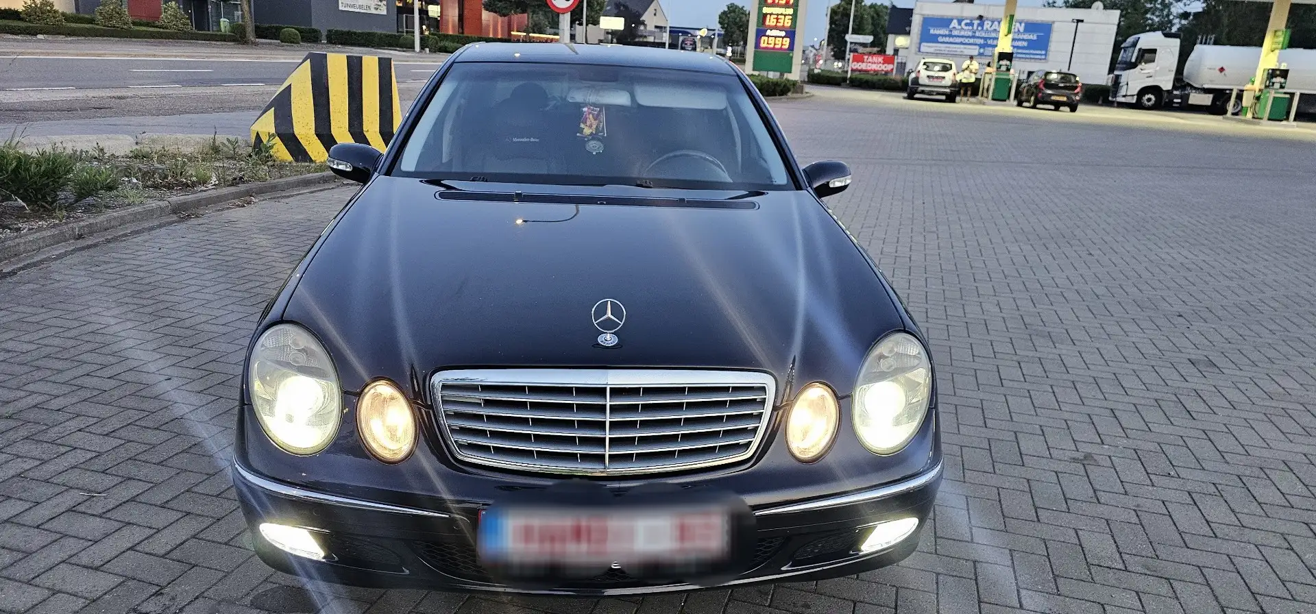 Mercedes-Benz E 220 CDI Automatik Elegance - 1