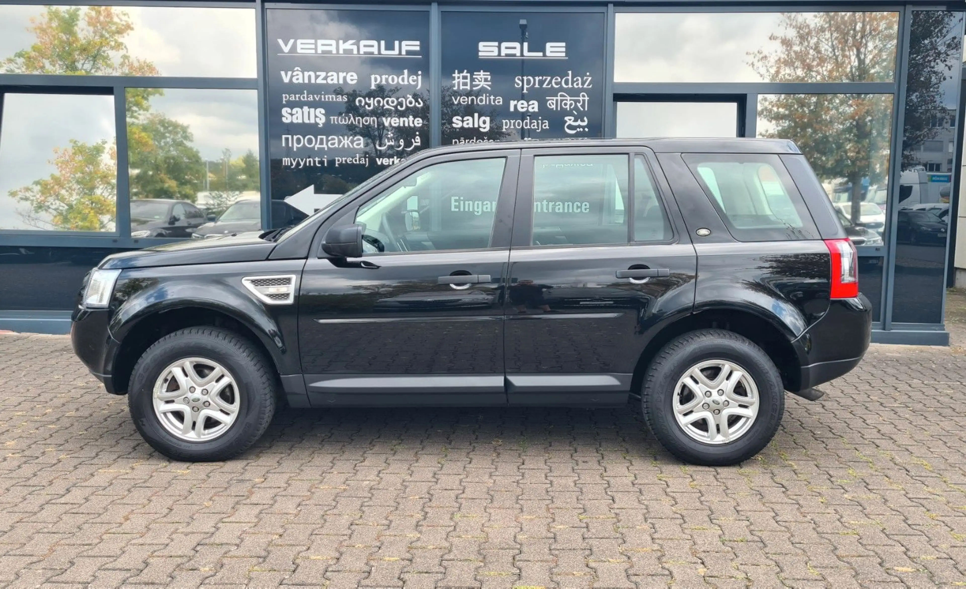 Land Rover Freelander 2 XE 2.2D - A/C MANUAL - SHZ - 1.HAND — photo 4